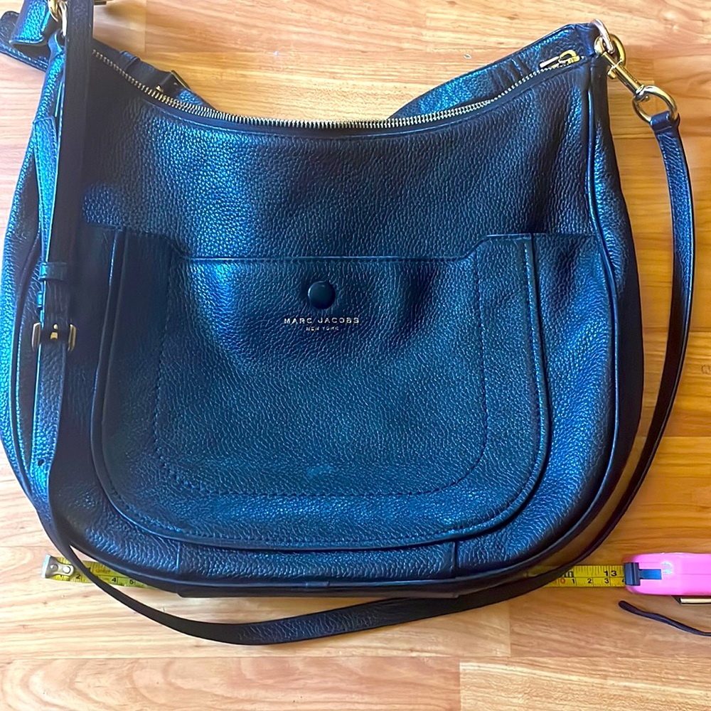 Marc Jacobs cross body purse